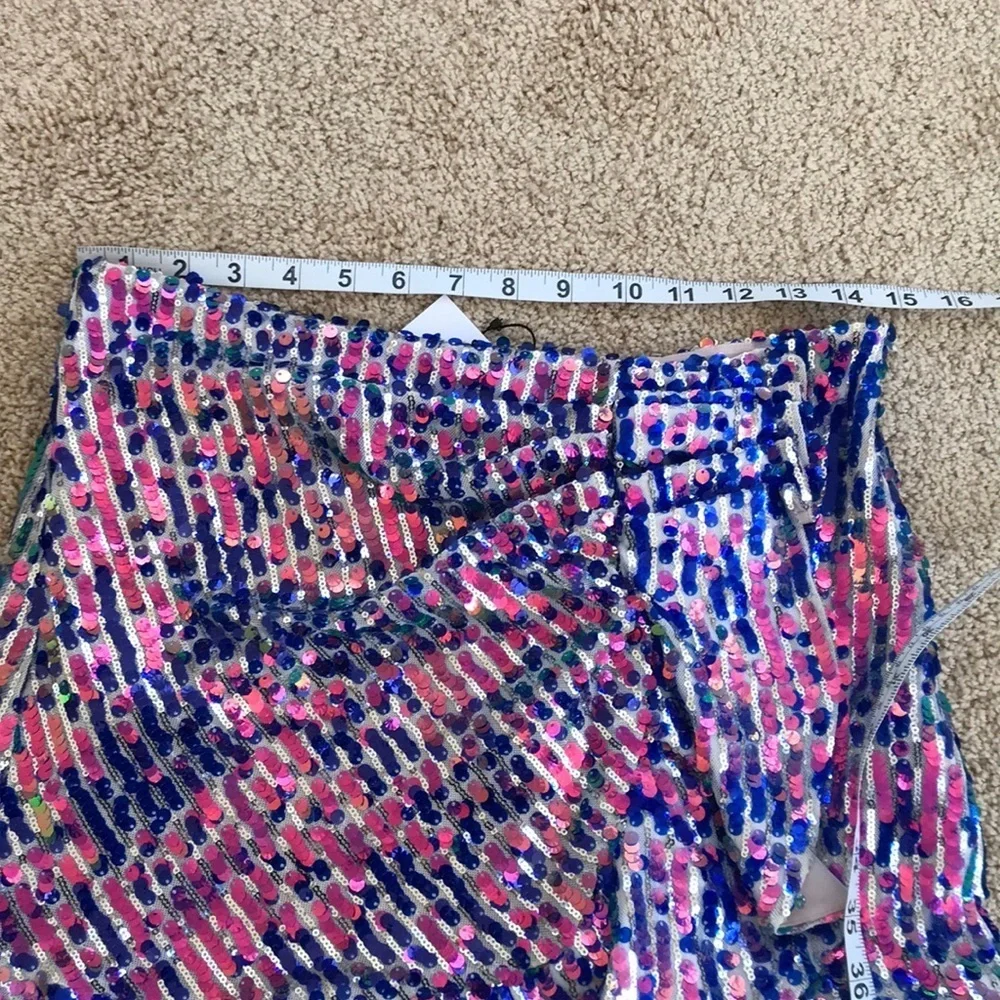 NWT! Zara medium blue  multi sequined mini skirt.